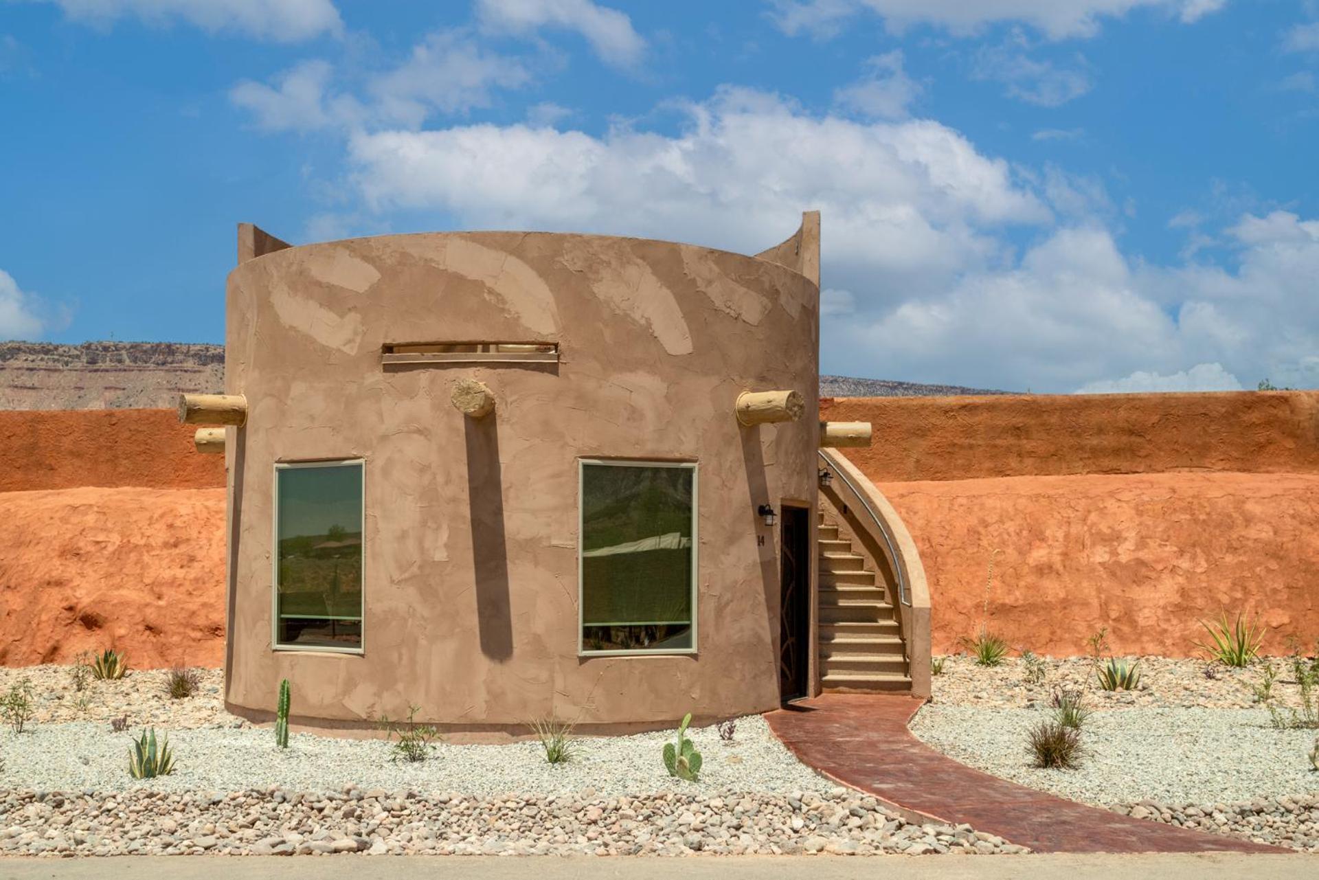 Zion White Bison Glamping & Rv Resort ヴァージン エクステリア 写真