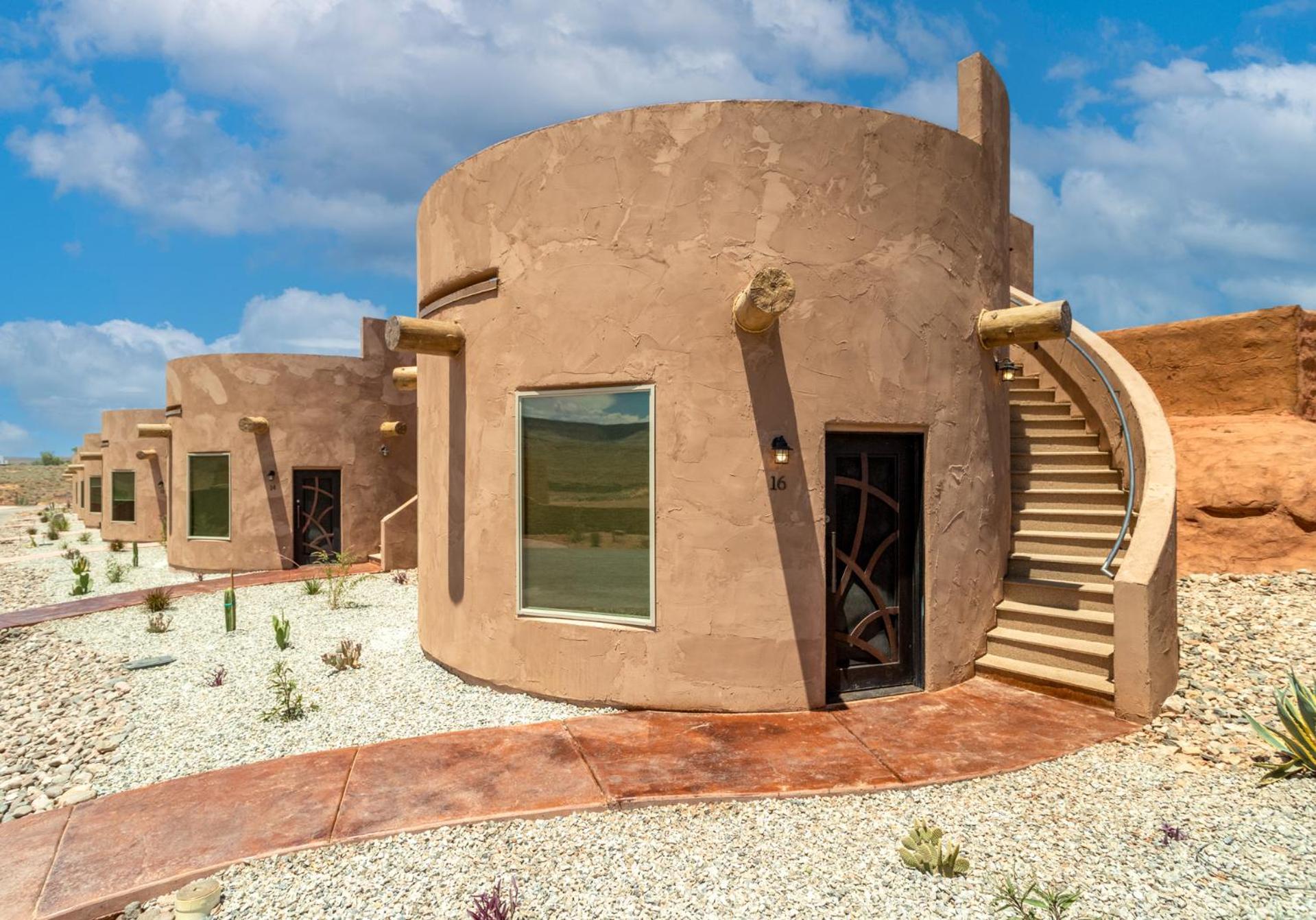 Zion White Bison Glamping & Rv Resort ヴァージン エクステリア 写真